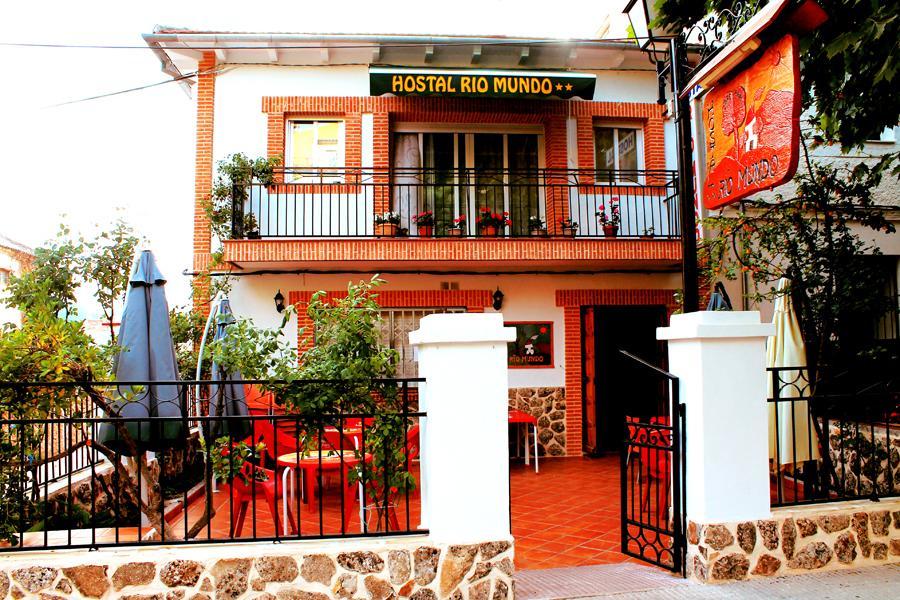 Hostal Rio Mundo Riopar Exterior photo