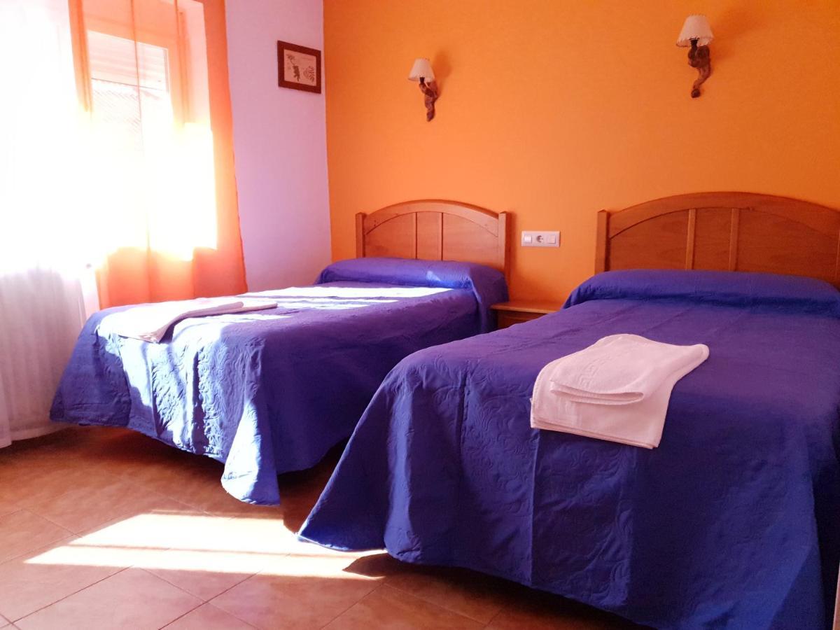 Hostal Rio Mundo Riopar Exterior photo