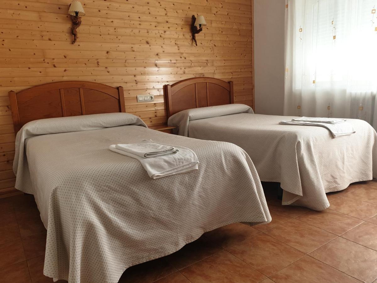Hostal Rio Mundo Riopar Exterior photo
